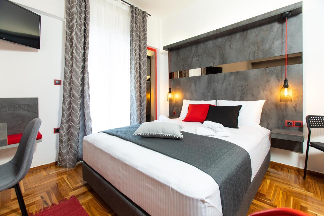 Downtown Luxury Boutique Suites : The Red Suite Salonic Exterior foto