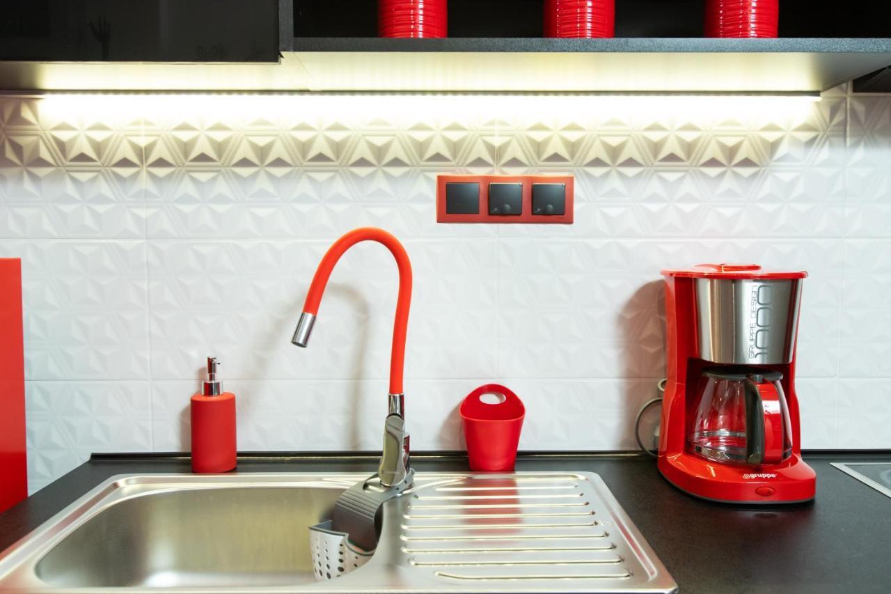 Downtown Luxury Boutique Suites : The Red Suite Salonic Exterior foto