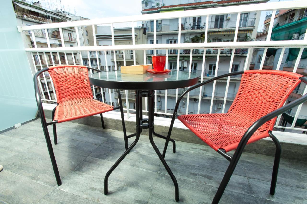 Downtown Luxury Boutique Suites : The Red Suite Salonic Exterior foto