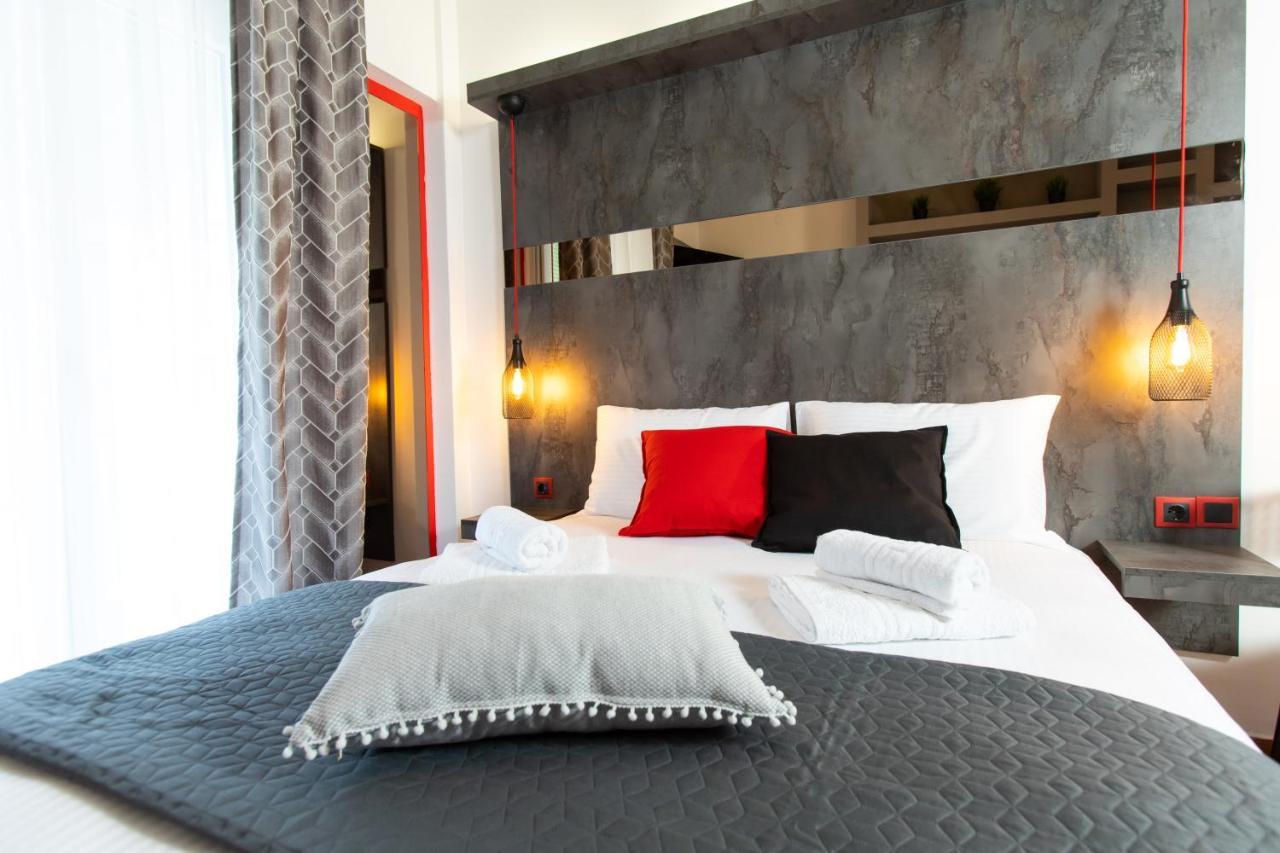 Downtown Luxury Boutique Suites : The Red Suite Salonic Exterior foto